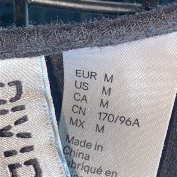 Black Button Down Tank Top - Picture 3 of 3